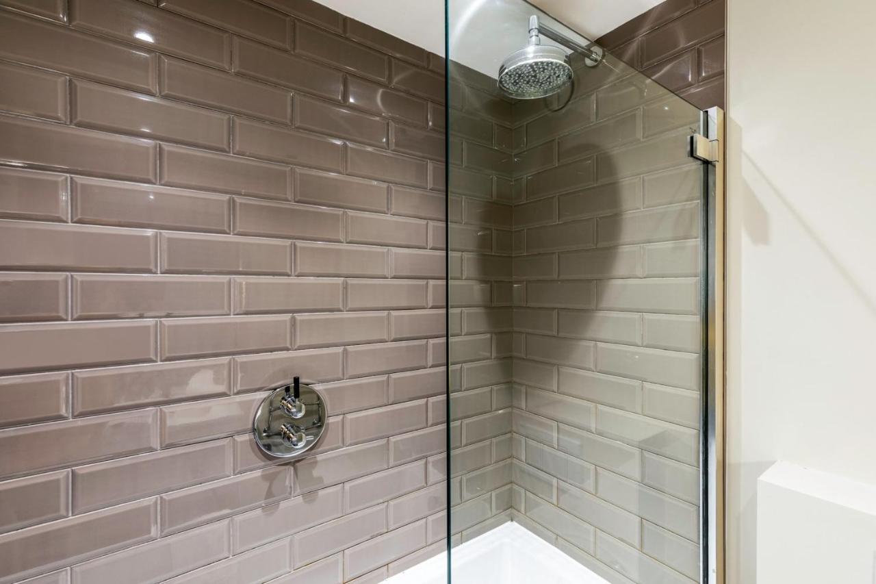 2-Br Apartment For 6 In Covent Garden With Ac ロンドン エクステリア 写真