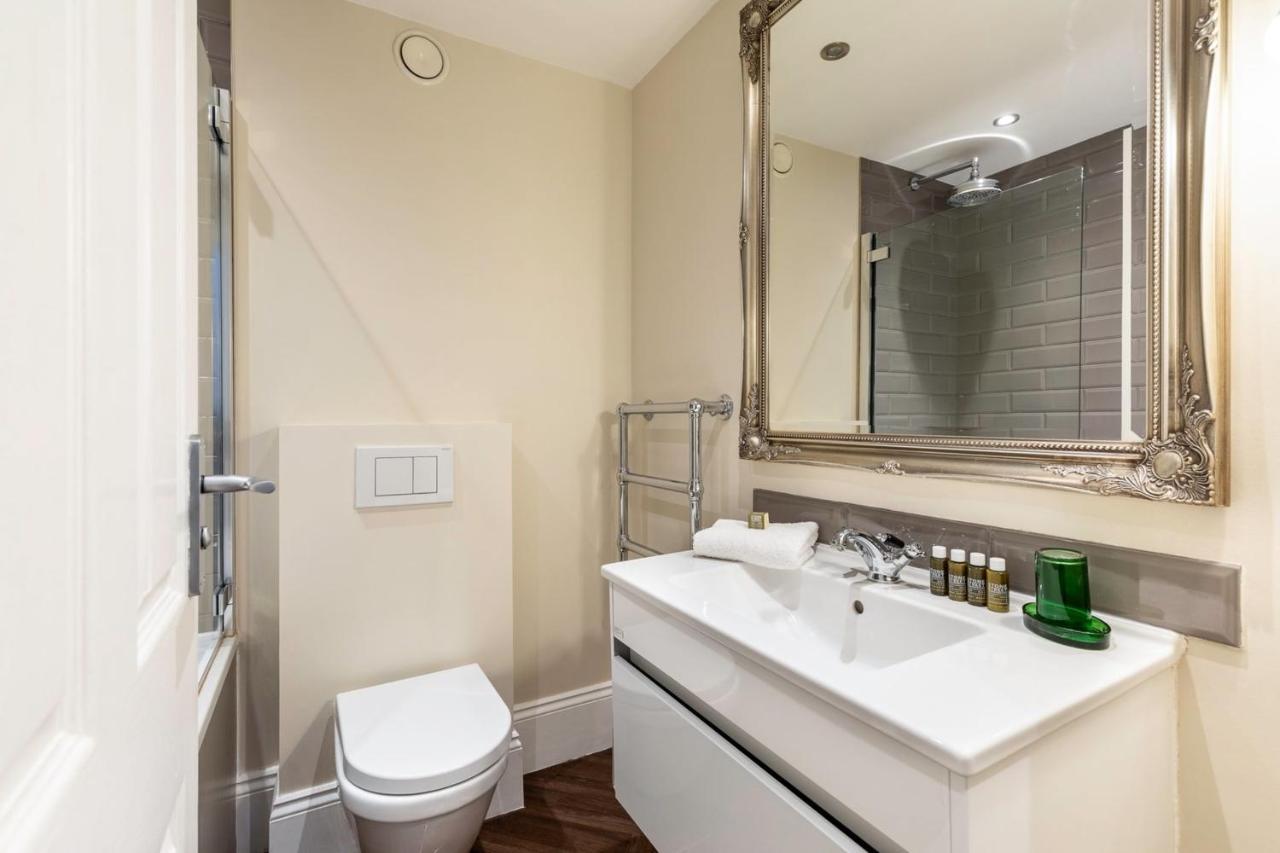 2-Br Apartment For 6 In Covent Garden With Ac ロンドン エクステリア 写真